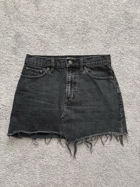 TNA Frayed Hem Denim Mini Skirt (4/27)